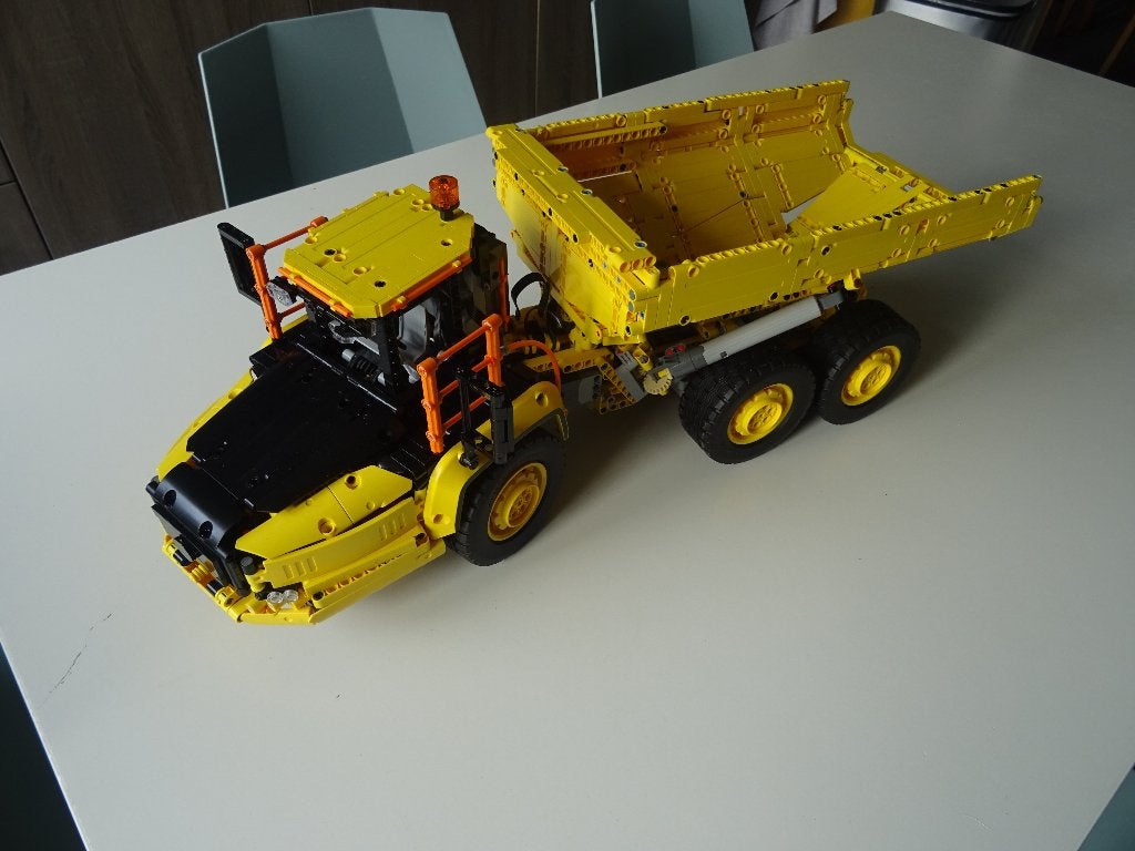 technic Lego 42114 Volvo 6x6 truck met kieptrailer, Lego, Ophalen of Verzenden, Zo goed als nieuw, Technic