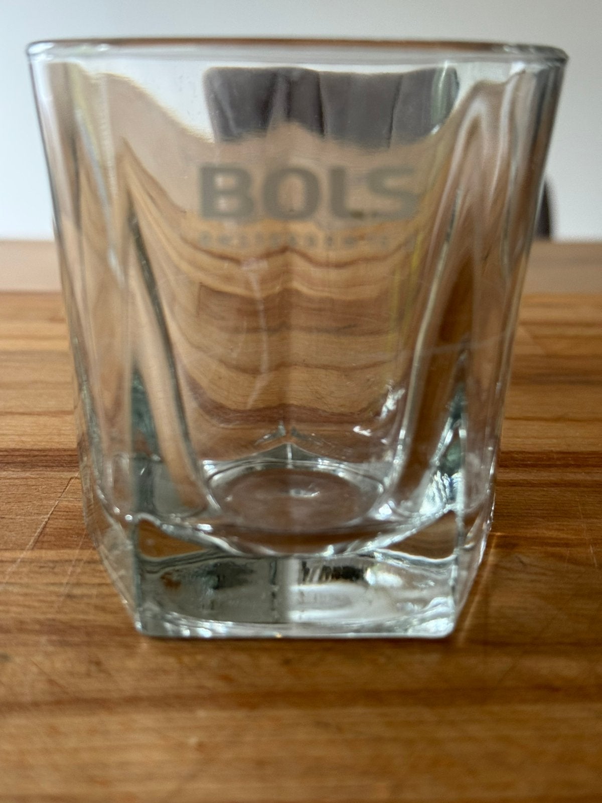Bols glas Amsterdam 1575 vierkant model, Verzamelen, Ophalen of Verzenden, Gebruikt, Borrel- of Shotglas