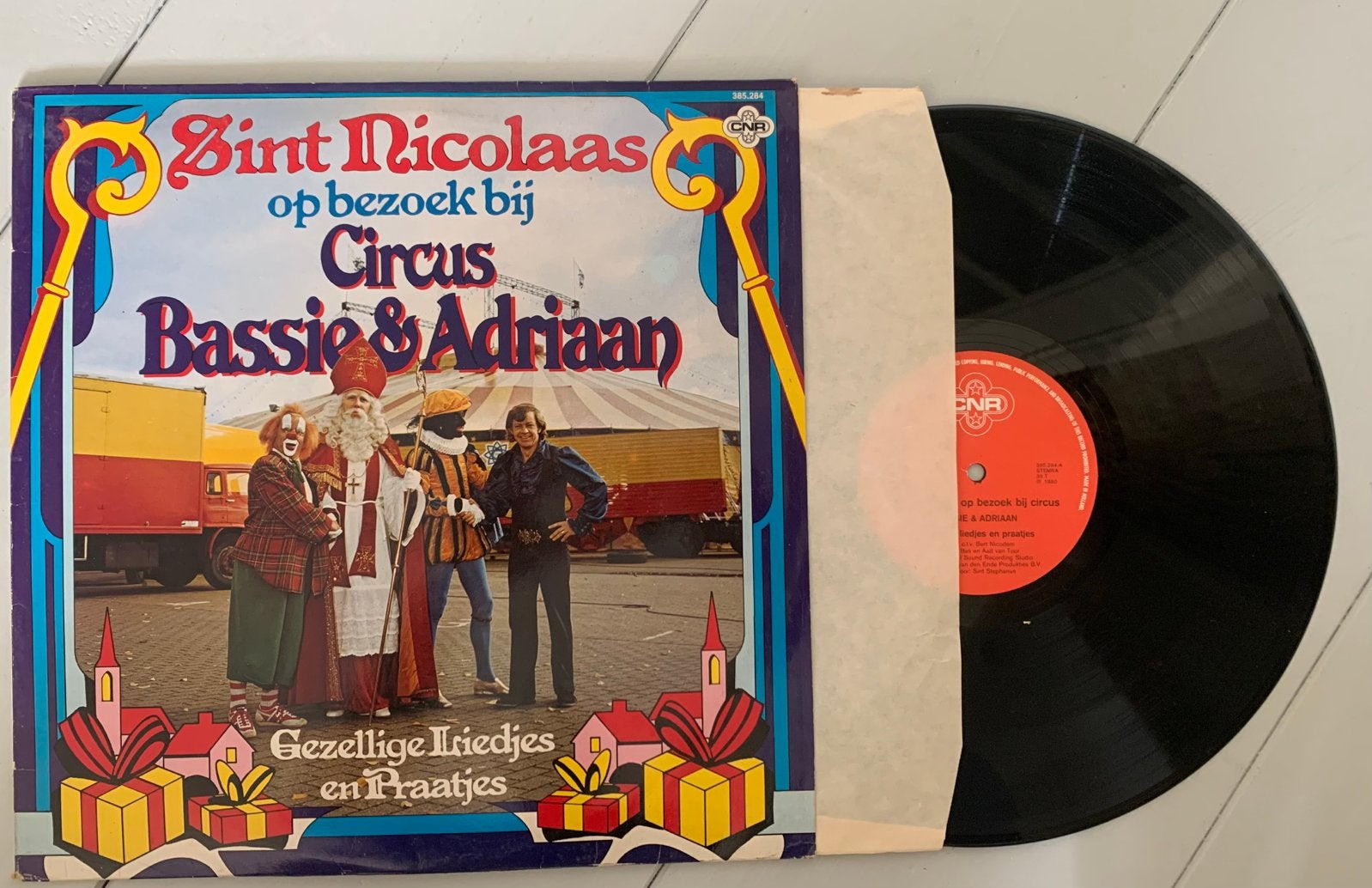 Lp bassie en adriaan sint nicolaas circus b&a fanclub, Ophalen, Zo goed als nieuw, LP, Verhaal of Sprookje