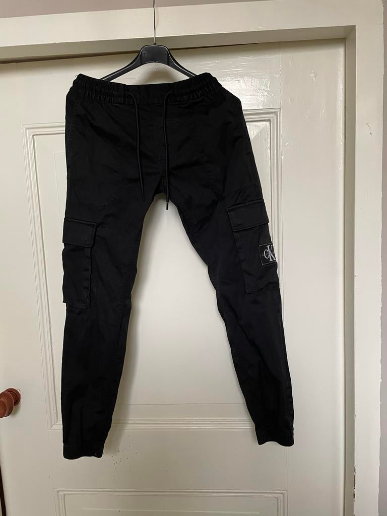 Calvin Klein Heren Cargo Broek Zwart Maat XS, Ophalen of Verzenden, Zo goed als nieuw, Maat 46 (S) of kleiner, Zwart