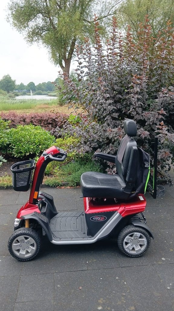 Scootmobiel Pride Mobility, Ophalen, 26 t/m 35 km, 16 km/u of meer, Gebruikt