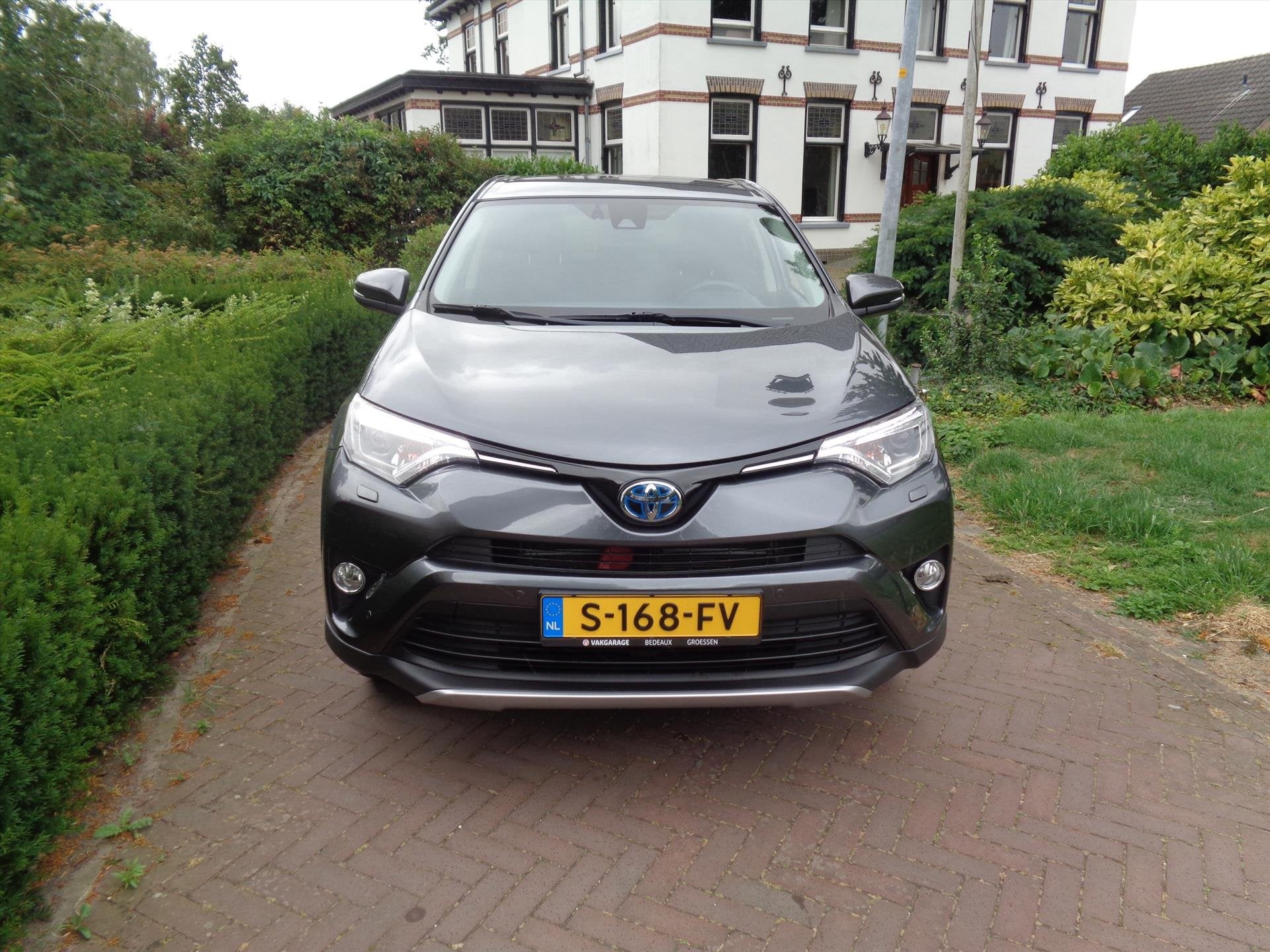 TOYOTA RAV4 2.5 VVT-i Hybrid 197pk AWD Aut Edition met 1650, Auto's, Automaat, Dealer onderhouden, Stof, Gebruikt