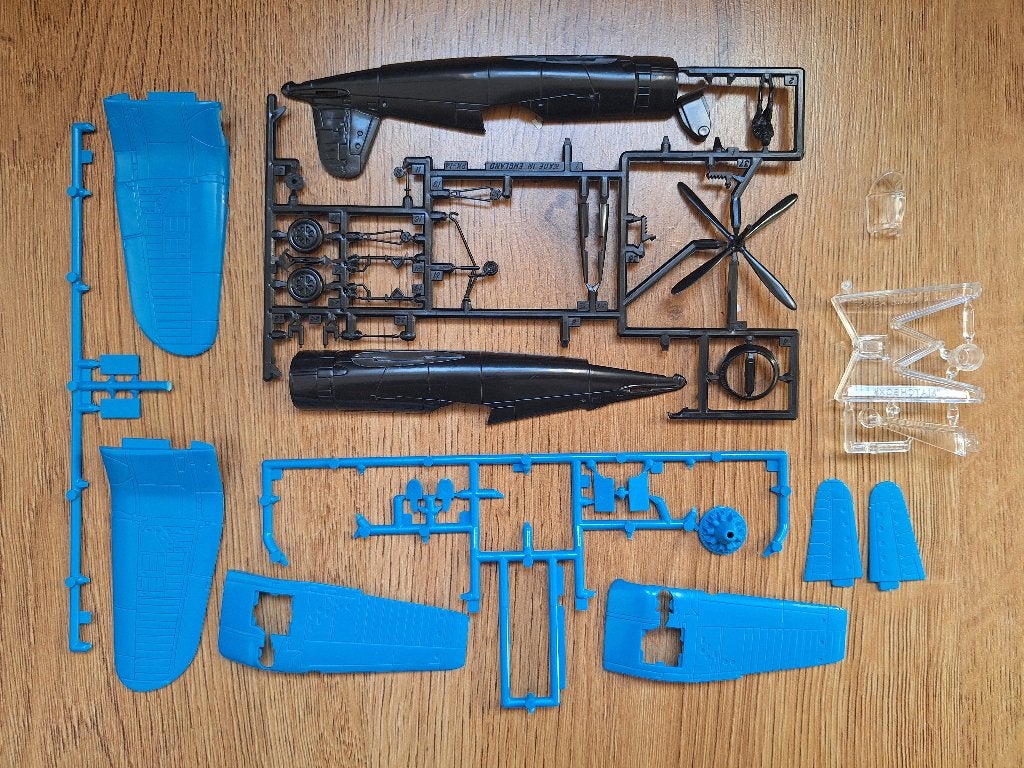 1:72 1/72 Matchbox F4U-4 Corsair, Overige merken, 1:72 tot 1:144, Ophalen of Verzenden, Zo goed als nieuw