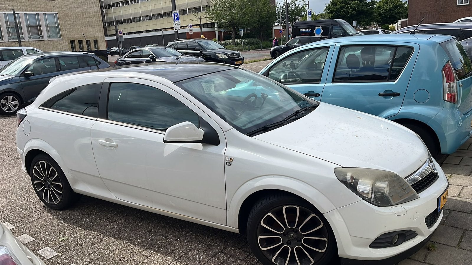 Opel Astra 1.4 16V GTC 2010 Wit, Voorwielaandrijving, 4 cilinders, Handgeschakeld, 1364 cc