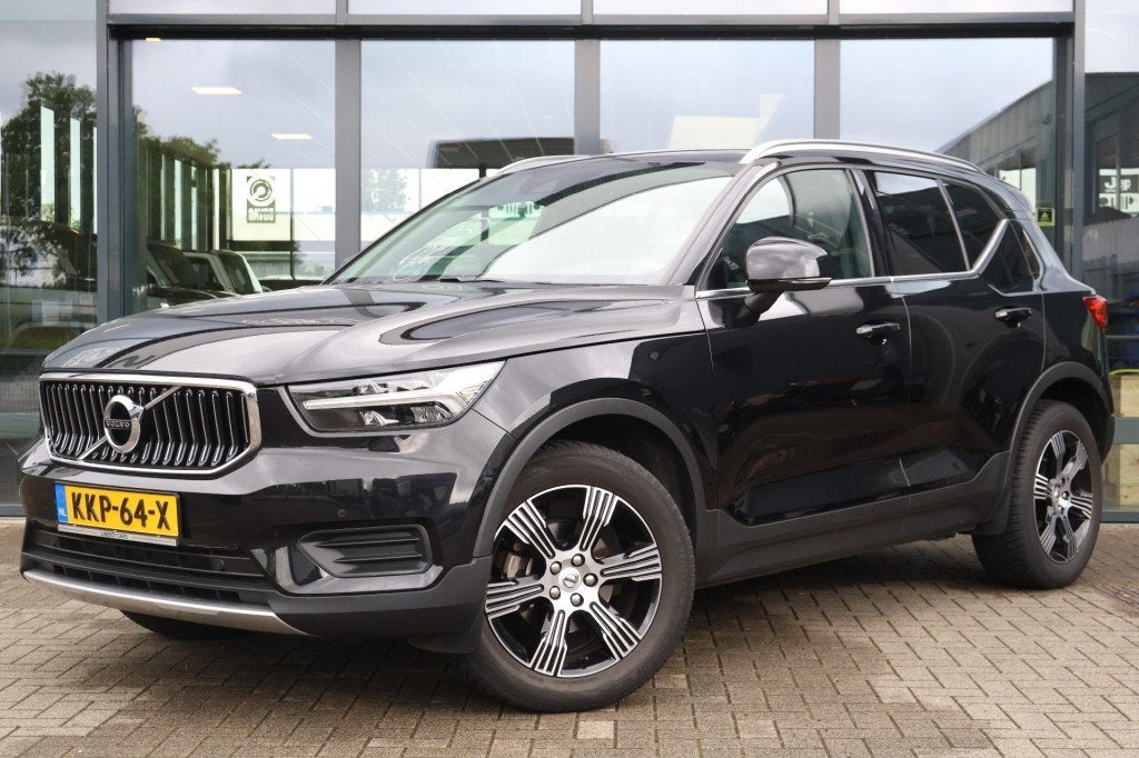 Volvo XC40 1.5 T3 Automaat INSCRIPTION / Leder / Trekhaak 16, Gebruikt, Met garantie (alle), Leder, Bedrijf