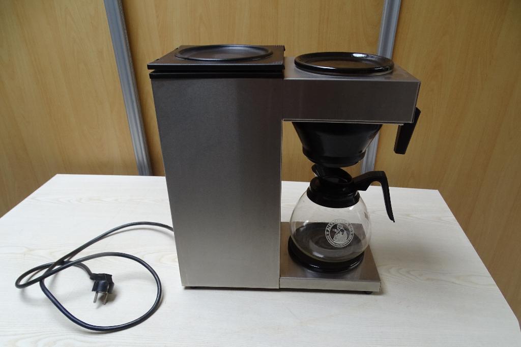 koffiezetapparaat  professioneel, Gebruikt, 10 kopjes of meer, Koffiemachine, Gemalen koffie