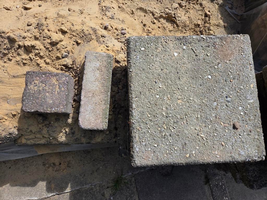 3 soorten Tegels GRATIS AFHALEN, Tuin en Terras, Ophalen, Gebruikt, Beton, Klinkers