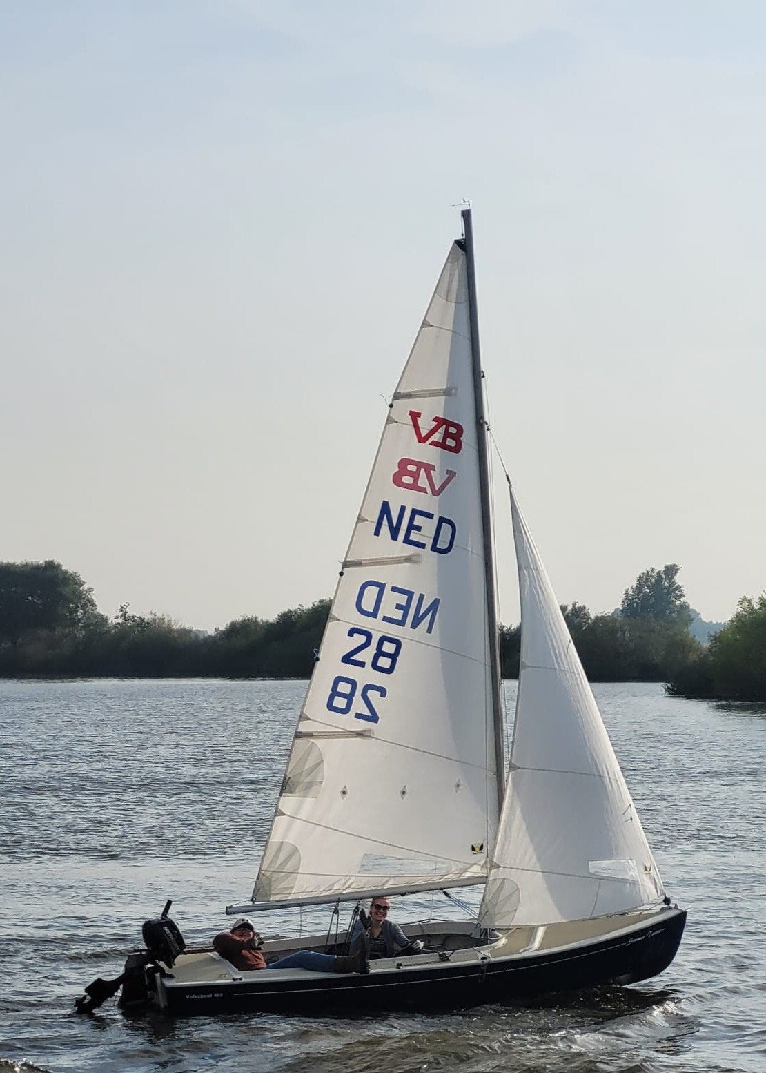 Volksboot 480 zeer compleet! Met trailer en buitenboordmotor, Watersport en Boten, Ophalen, Fok, Gebruikt, 3 pk