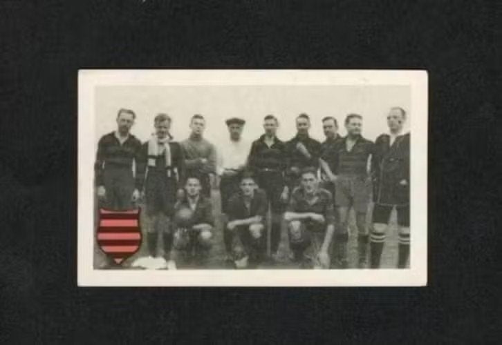 Voetbalplaatje VOC Rotterdam 1930/1931 (314)., Ophalen of Verzenden, Zo goed als nieuw