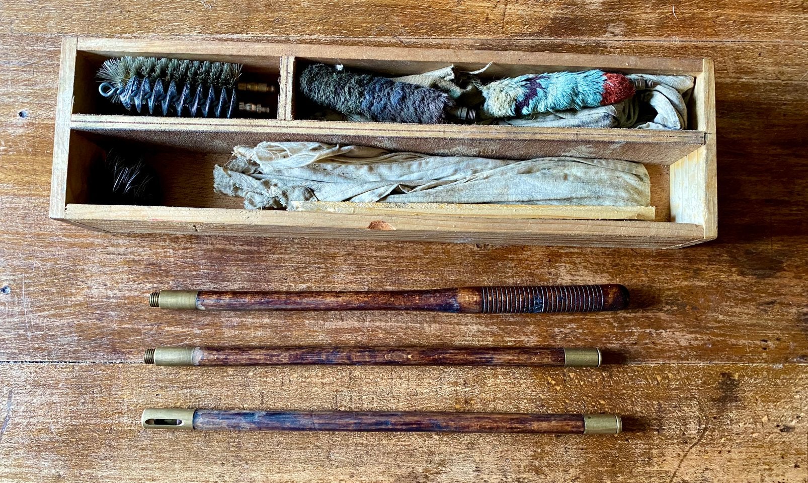 Vintage 3-delige houten en messing pompstok voor jachtgeweer, Verzenden, Gebruikt