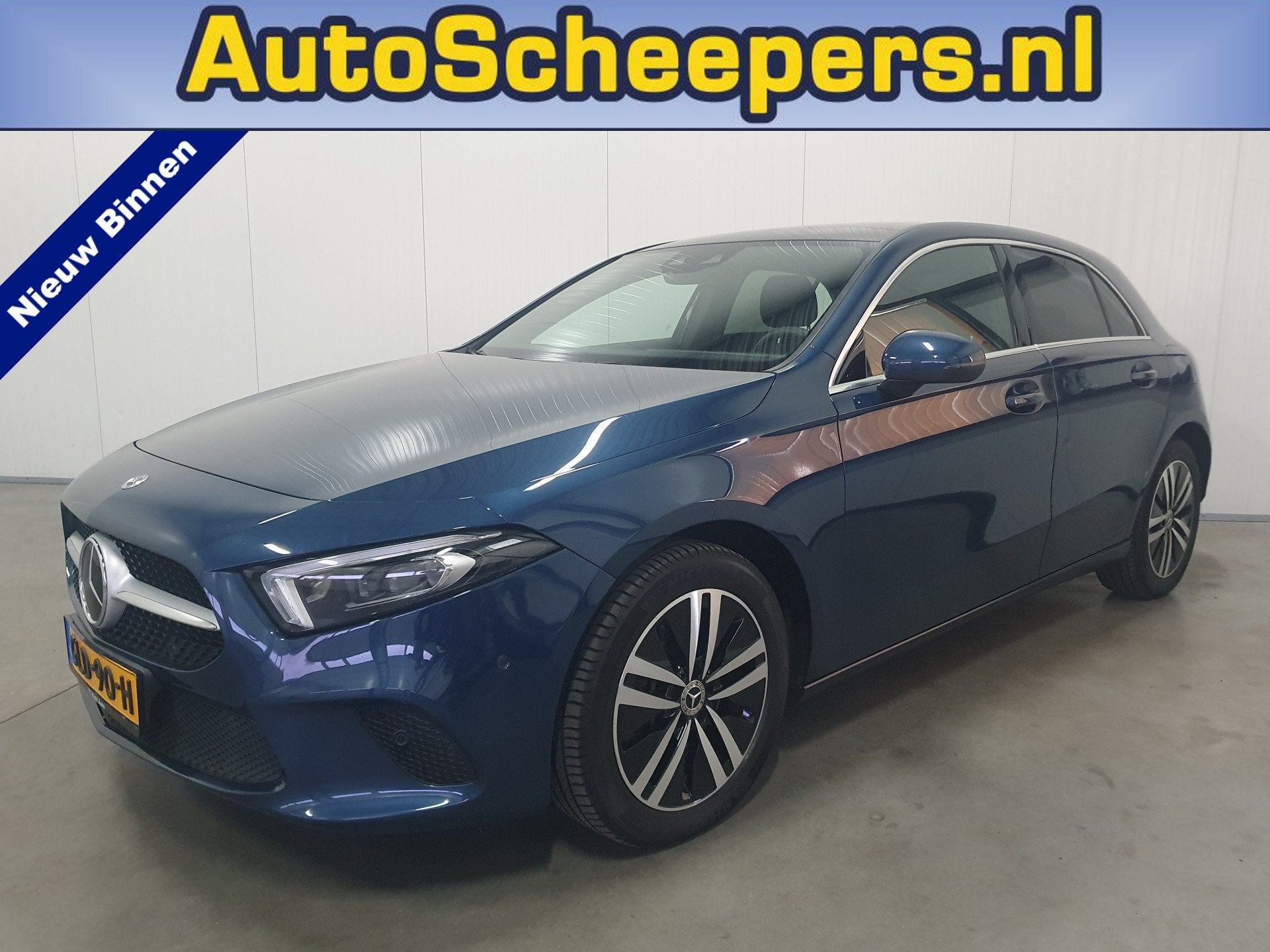 Mercedes-Benz A-Klasse 250 e Premium Plus PANO/MATRIX/PDC/EL, Auto's, Gebruikt, Euro 6, 4 cilinders, Blauw