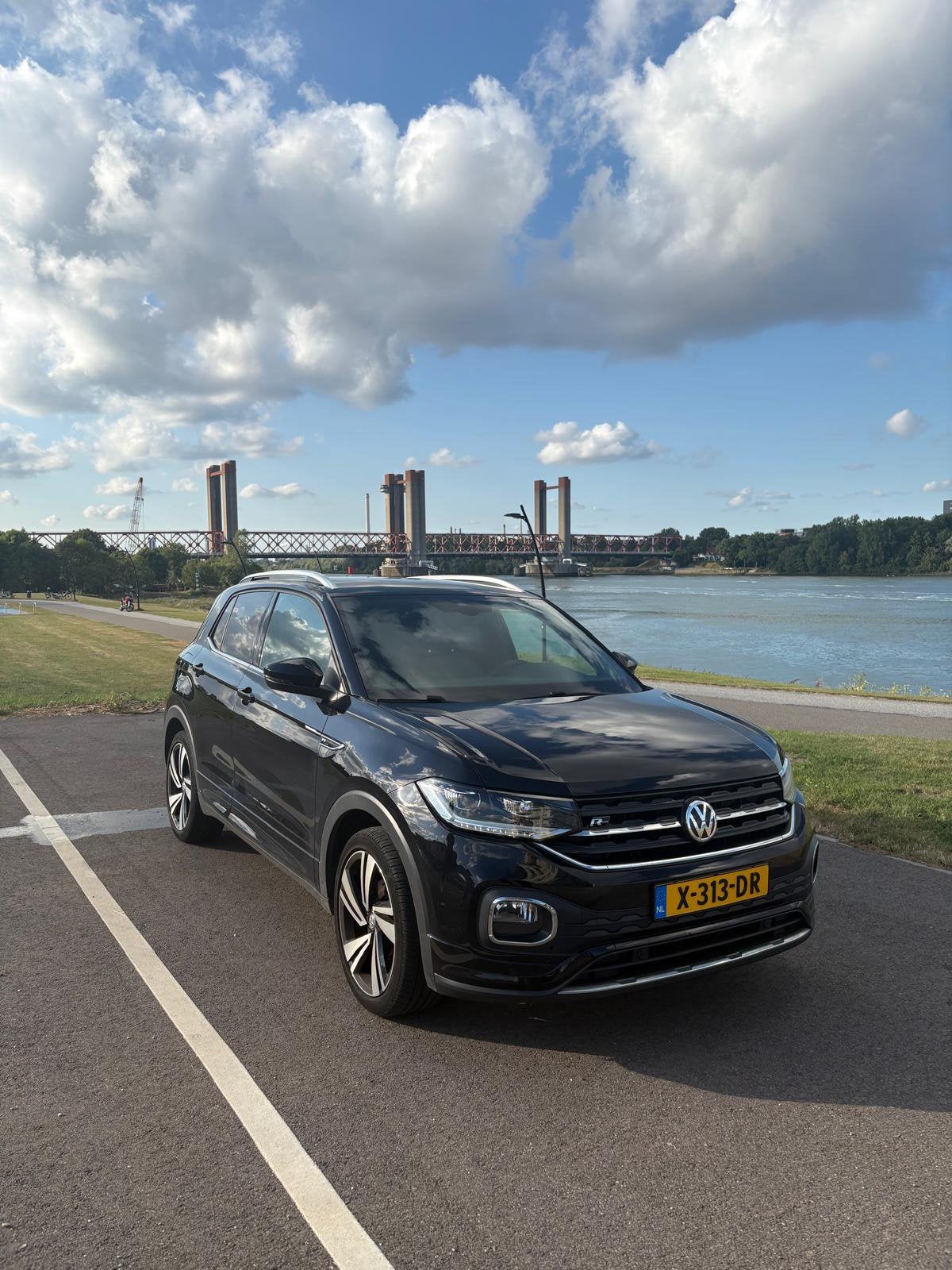 Volkswagen T-Cross R-Line 1.0 TSI 115PK 7-DSG 2019 zwart, Auto's, Automaat, Zwart, 115 pk, Particulier
