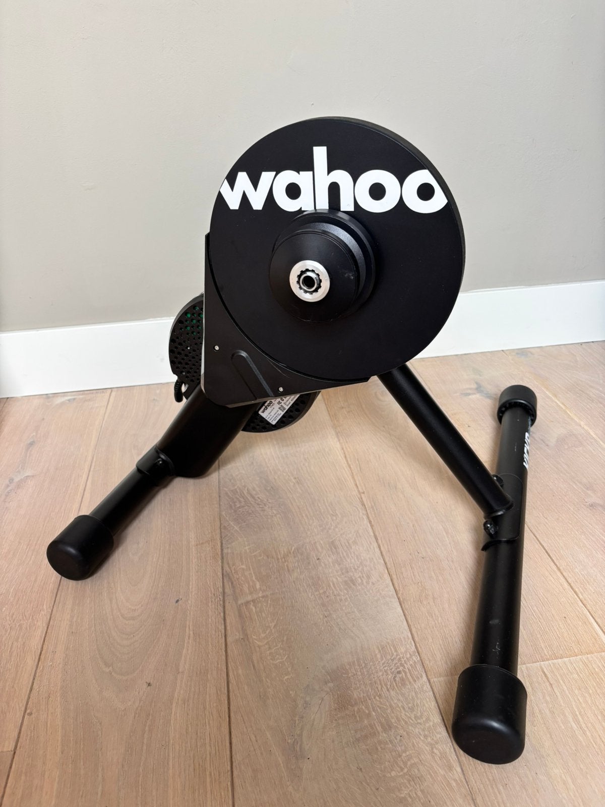 Wahoo KICKR CORE fietstrainer + Zwift Cog & Click, Sport en Fitness, Ophalen, Zo goed als nieuw, Overige typen