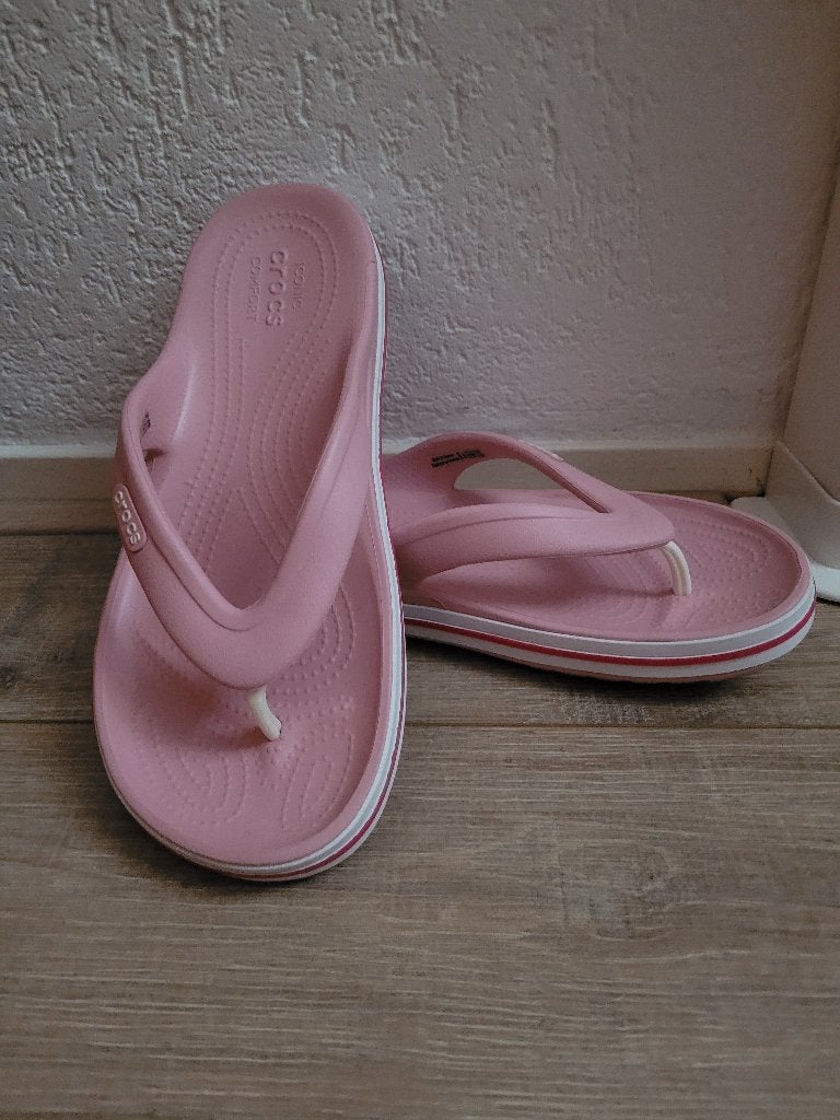 Crocs bayaband flip slippers mt 38 in rose wit en rood nieuw, Slippers, Nieuw, Ophalen of Verzenden, Crocs