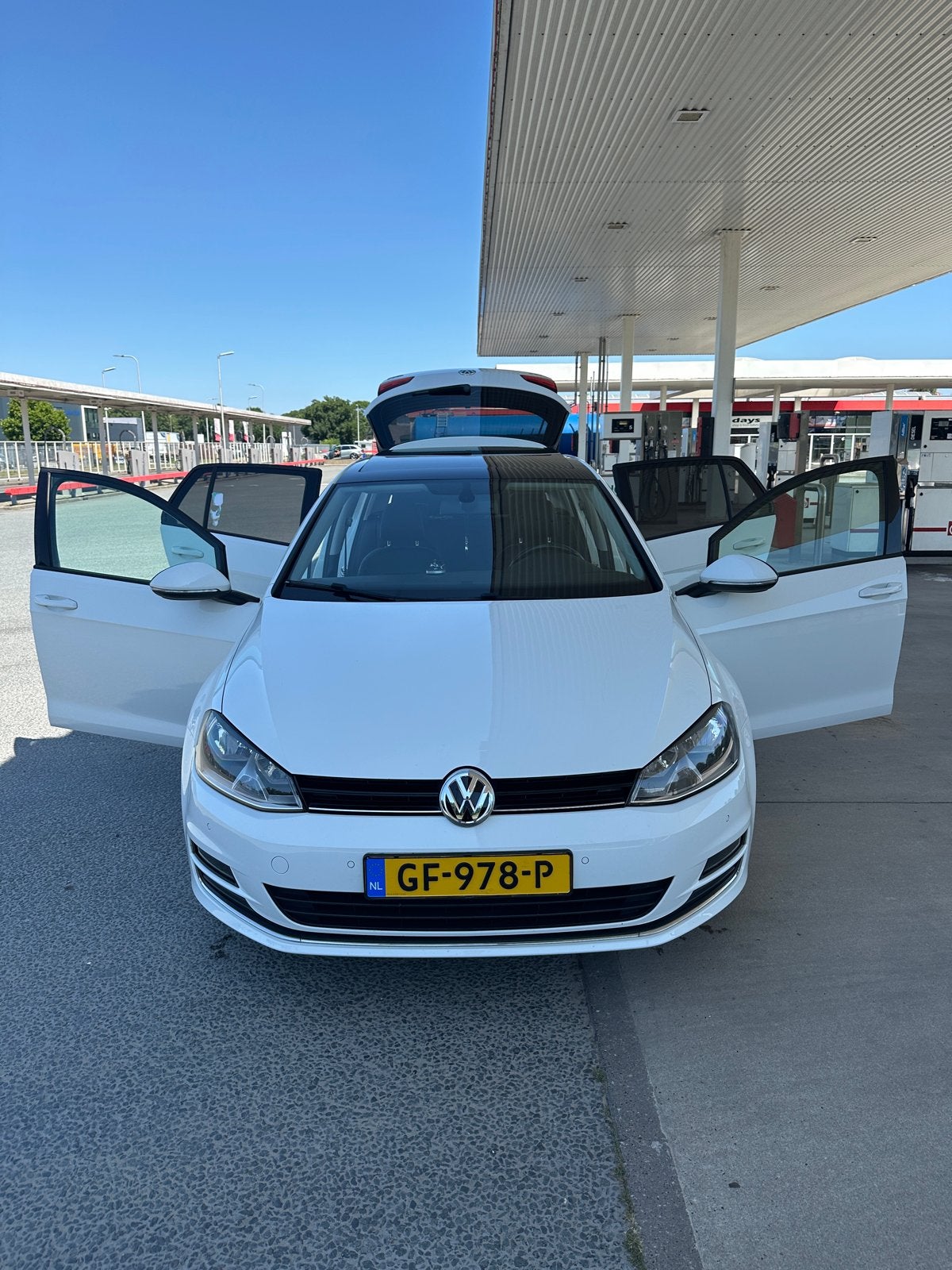 Volkswagen Golf 1.4 TSI 90KW DSG 2015 Wit, Auto's, Volkswagen, Particulier, Golf, ABS, Airconditioning, Bluetooth, Elektrische buitenspiegels
