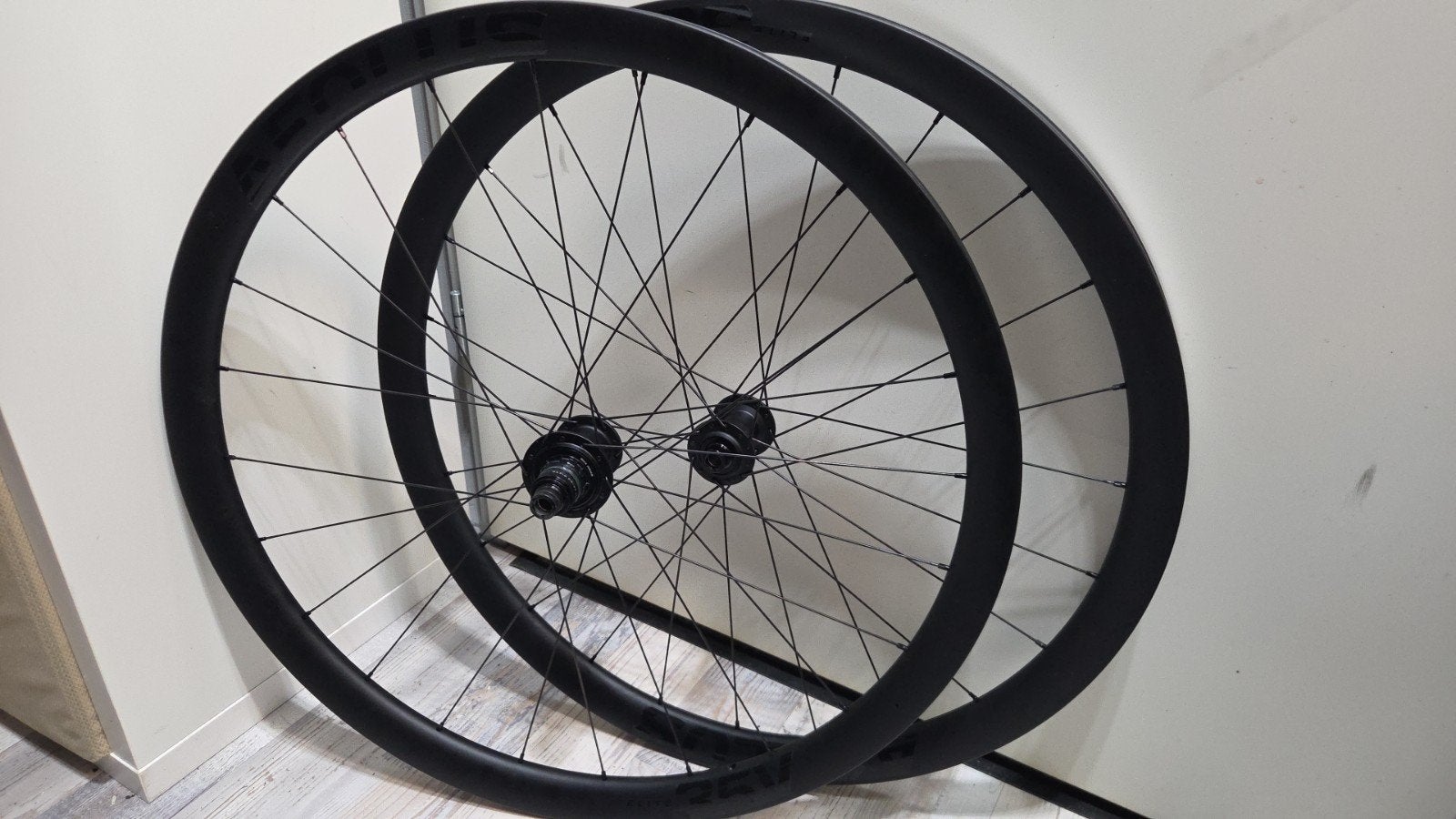 Bontrager Aeolus 35 Elite carbon road/gravel wielset, Ophalen of Verzenden