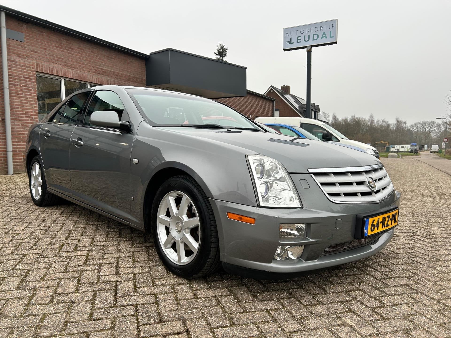 Cadillac STS 3.6 V6 Elegance // 159.000 km NAP !, Auto's, Automaat, Achterwielaandrijving, Gebruikt, STS