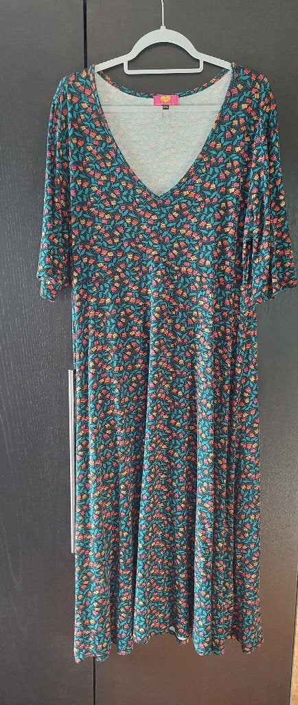 Fijne lange jurk, Meerkleurig, Maat 46/48 (XL) of groter, Ophalen of Verzenden, Zo goed als nieuw