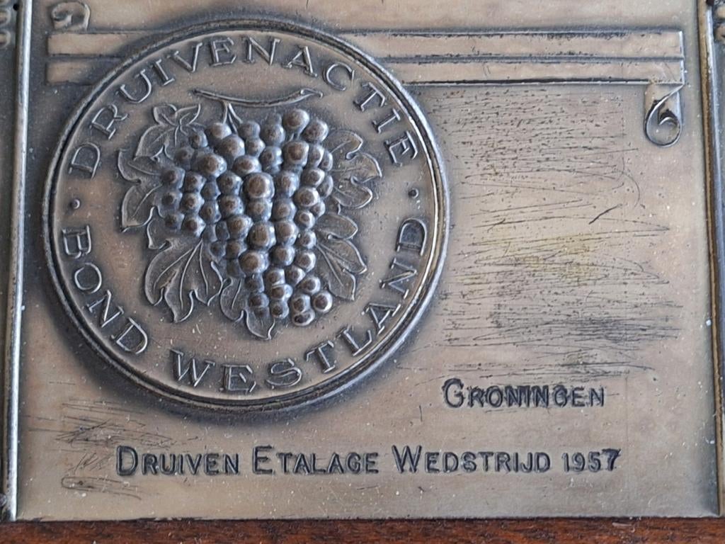 Vintage Druivenactie Westland Plaquette 1957 Groningen, Ophalen of Verzenden