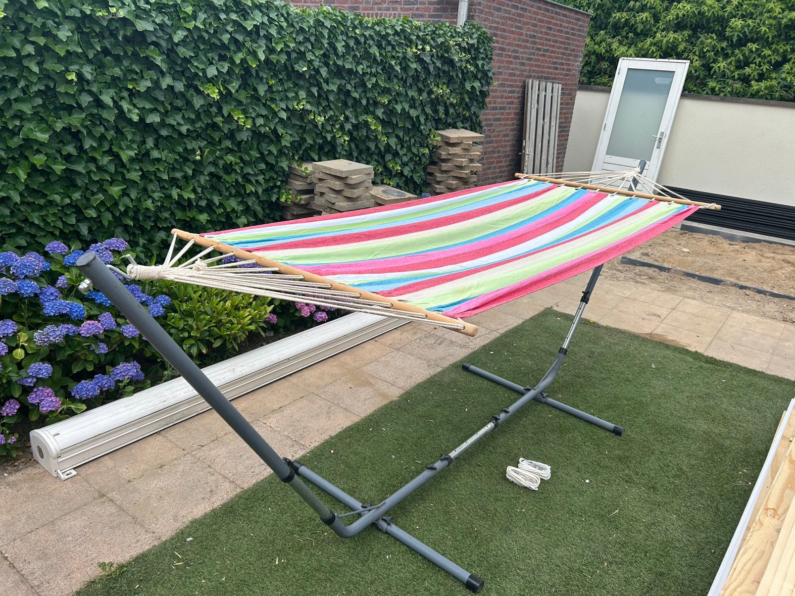 Hangmat met verstelbaar frame, Ophalen, Zo goed als nieuw