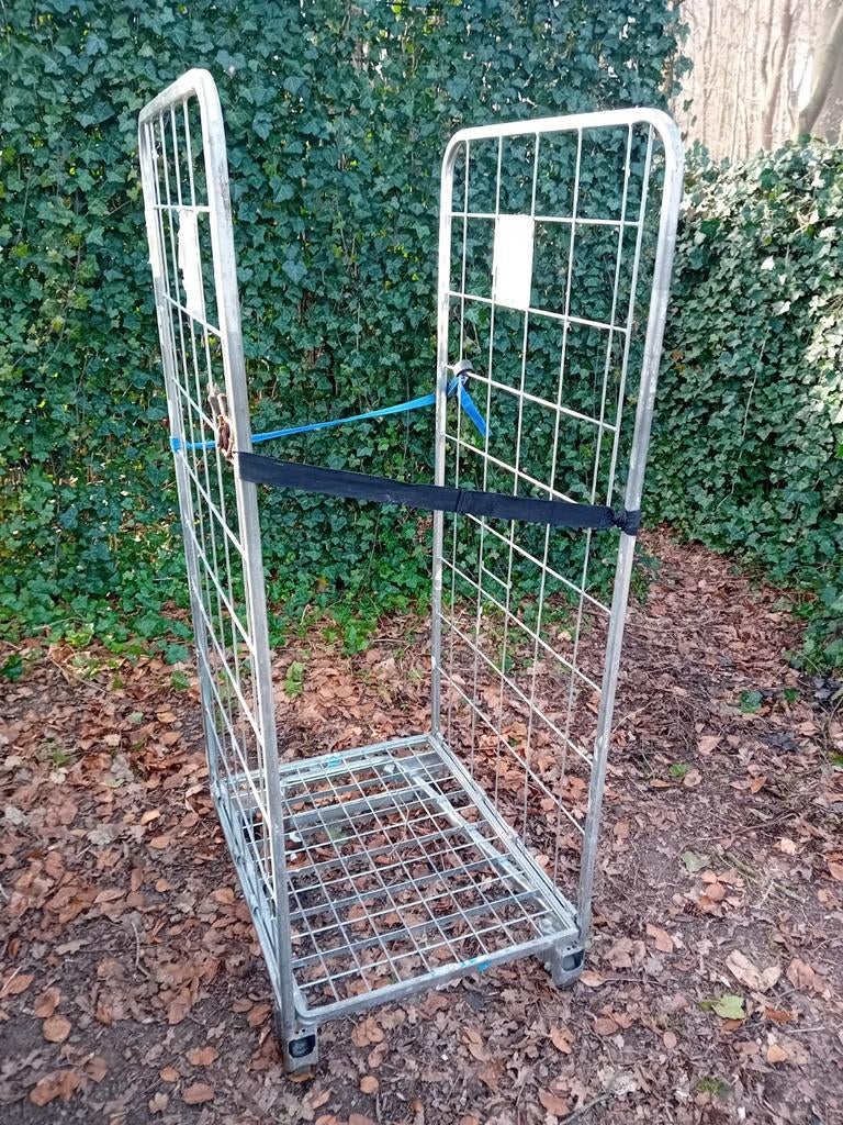 rolcontainer voor transport en opslag, Ophalen