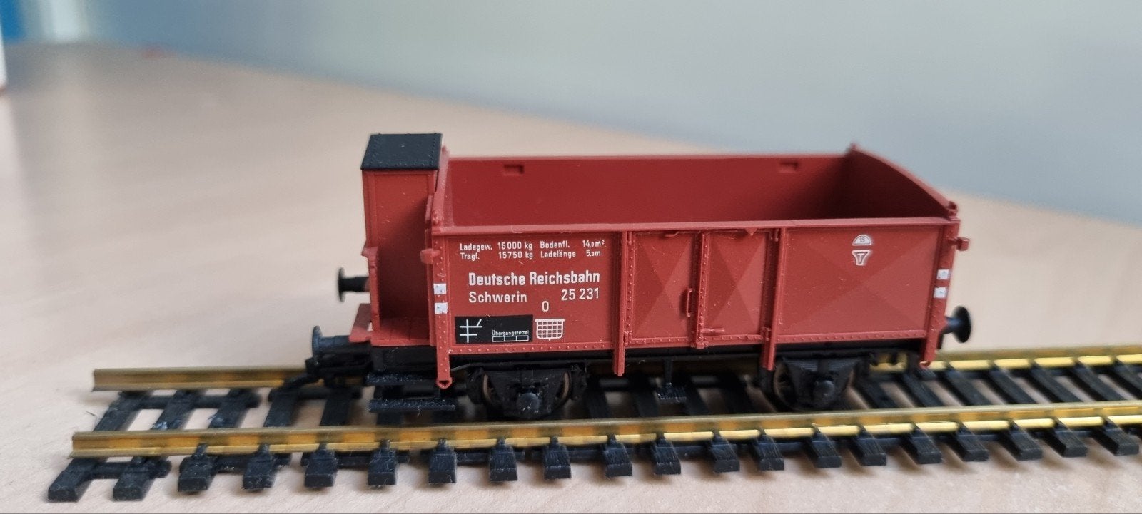 Fleischmann hogeboordwagon met remmershut DB, Gebruikt, Gelijkstroom, Fleischmann, Wagon