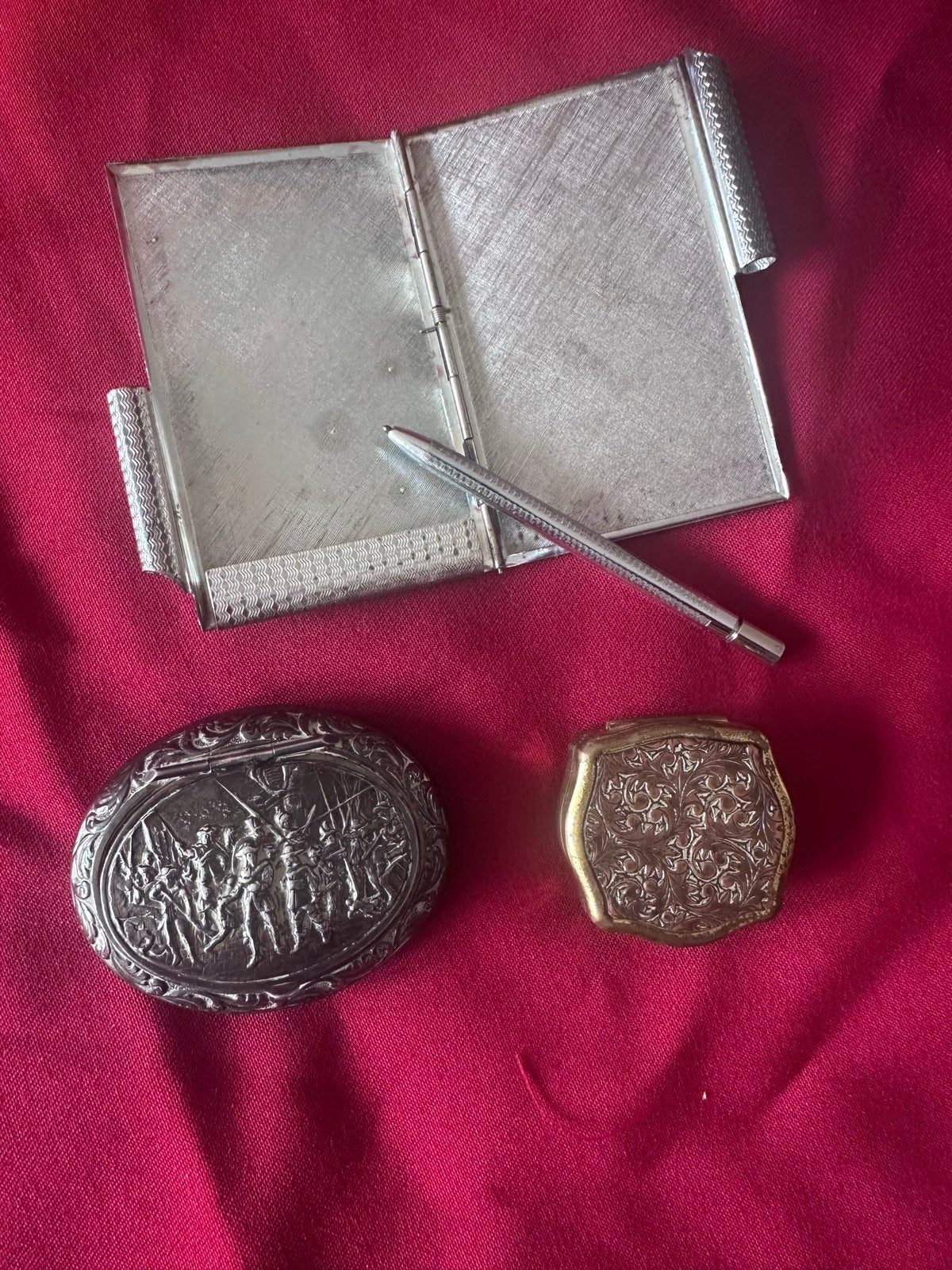 Antieke zilveren doosjes en notitieboekje met pen, Antiek en Kunst, Antiek | Goud en Zilver, Ophalen of Verzenden, Zilver