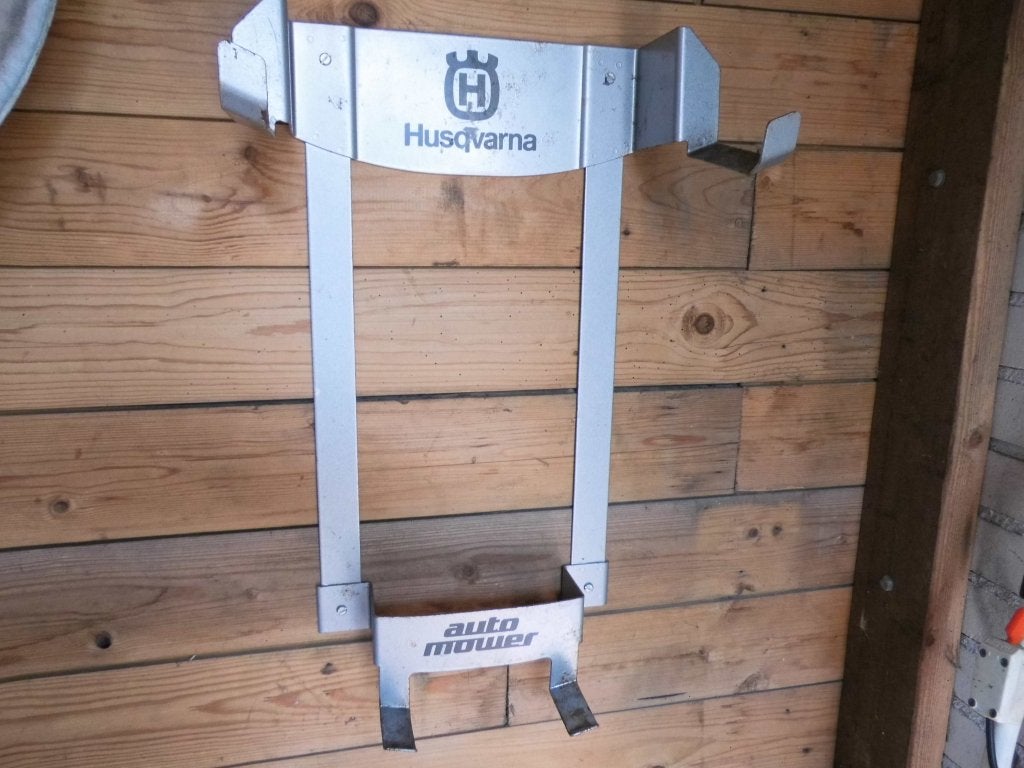 Gezocht, ophangbeugel voor husqvarna automower, Ophalen of Verzenden, Gebruikt, 50 cm of meer