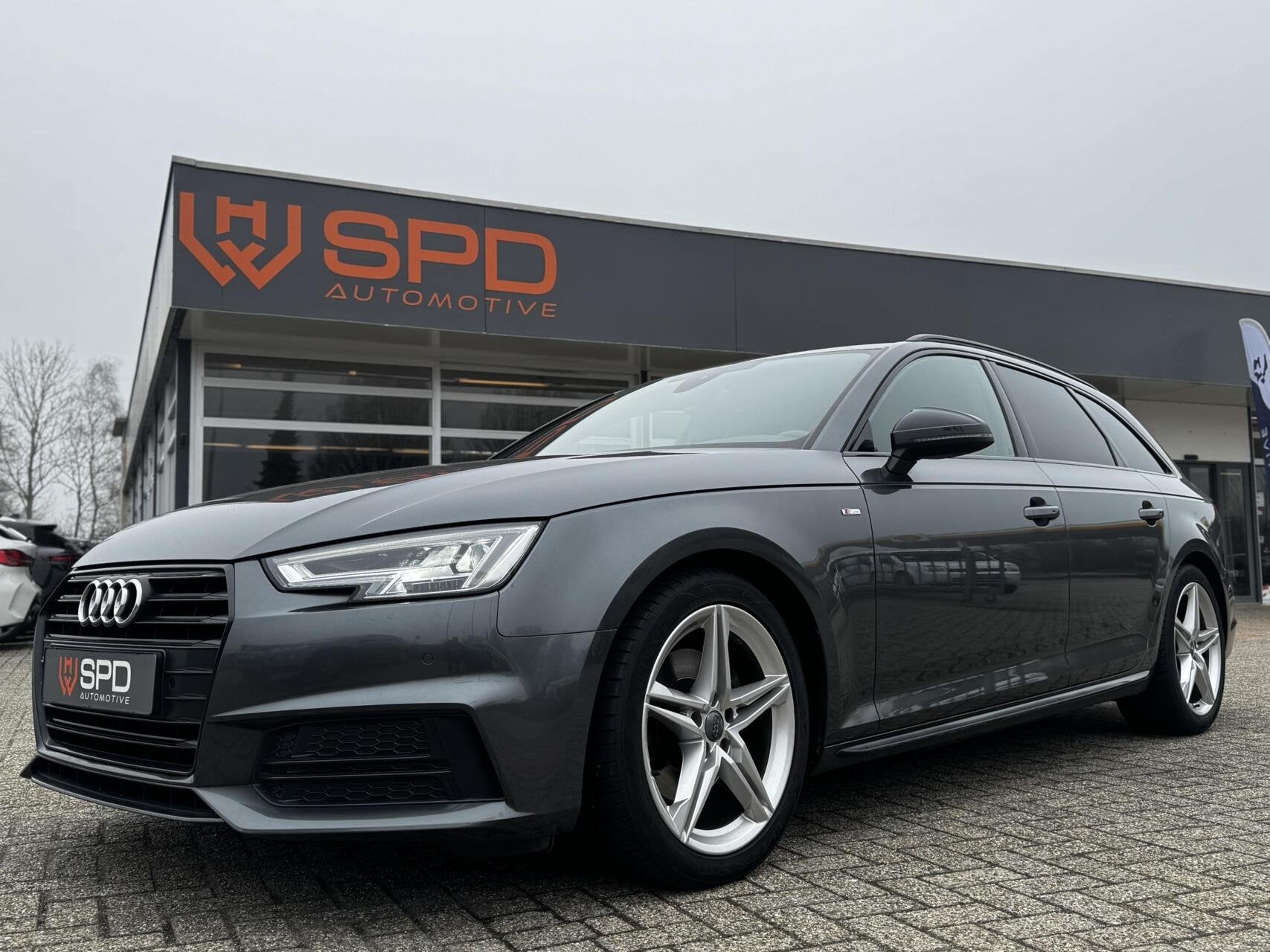 Audi A4 Avant 1.4TFSI Sport S line black edition|Carplay|18", Auto's, Gebruikt, 4 cilinders, 150 pk, A4