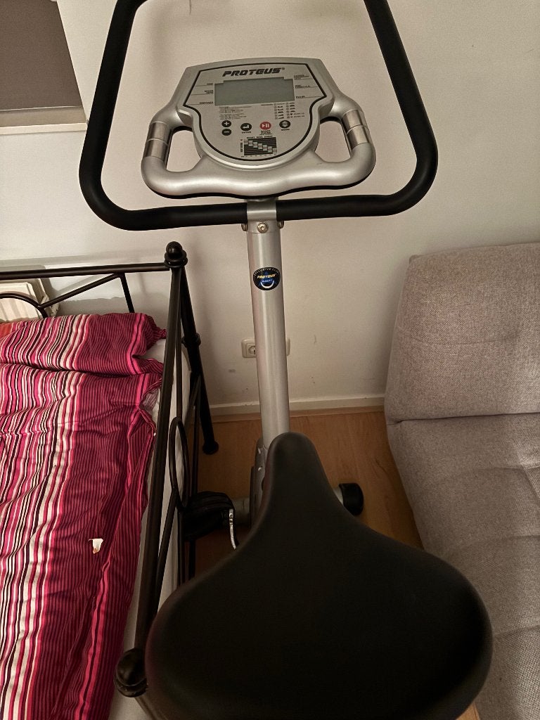 Proteus hometrainer met 12 programma's - goede staat, Ophalen, Gebruikt, Hometrainer