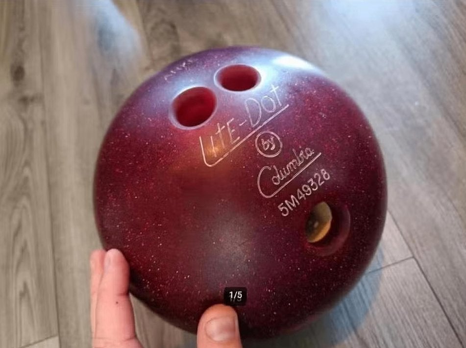 Bowlingbal 3,5 - 4kg Columbia lite dot met tas, Sport en Fitness, Bowlen, Gebruikt, Bal, Ophalen of Verzenden