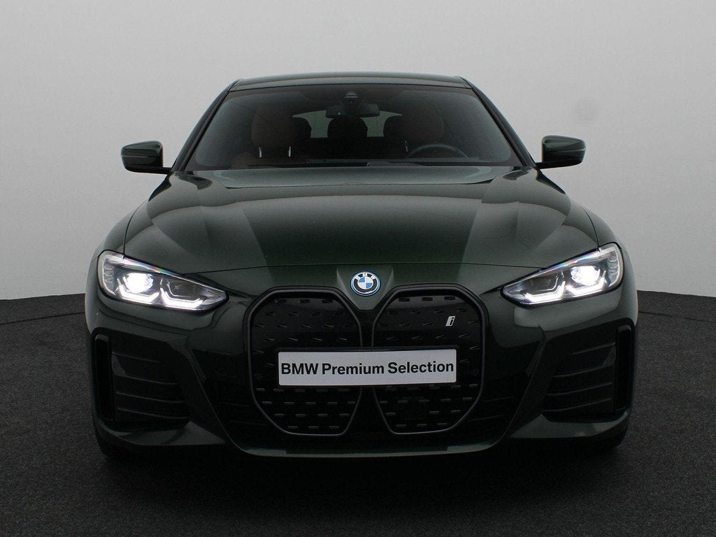 BMW i4 eDrive40 M Sportpakket | Achteruitrijcamera | Parking, Auto's, BMW, 590 km, Met garantie (alle), 340 pk, Origineel Nederlands