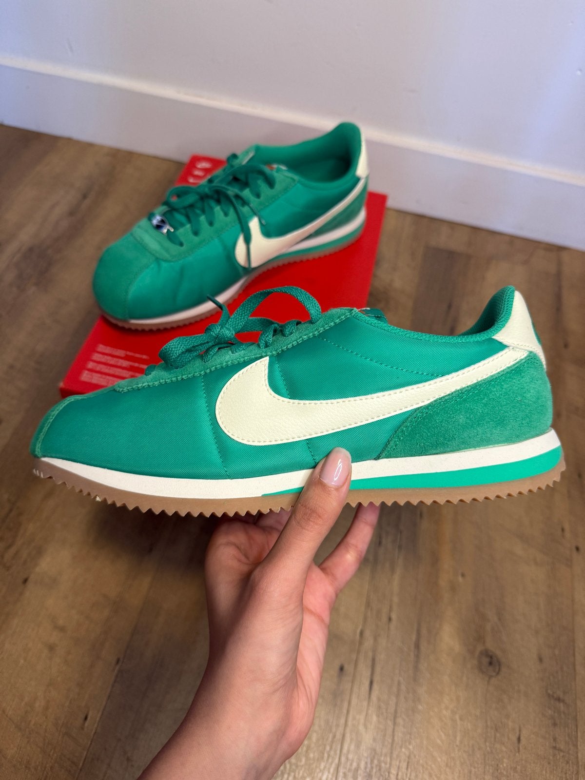 Nieuwe Nike Cortez Sneakers Maat 44 - Groen/Wit, Ophalen of Verzenden, Nieuw, Sneakers of Gympen