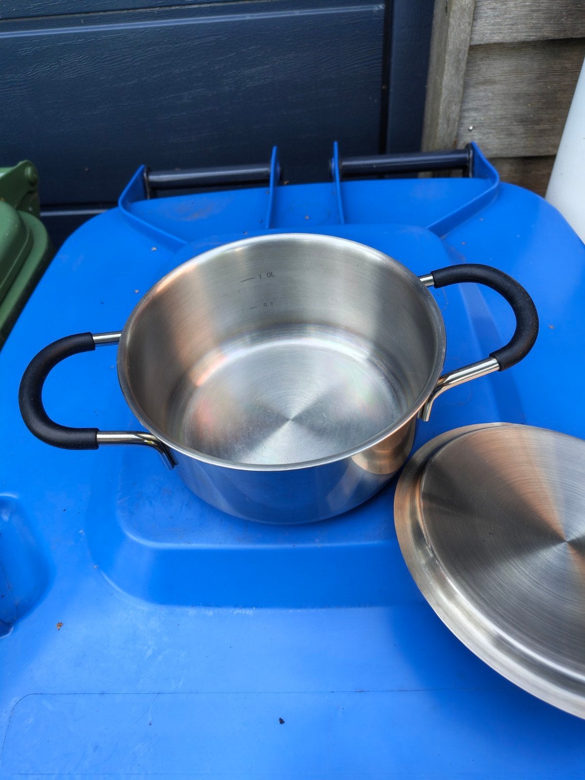pan doorsnede 16 cm, Hema, Huis en Inrichting, Keuken | Potten en Pannen, Ophalen, Overige materialen, Gebruikt, Kookpan