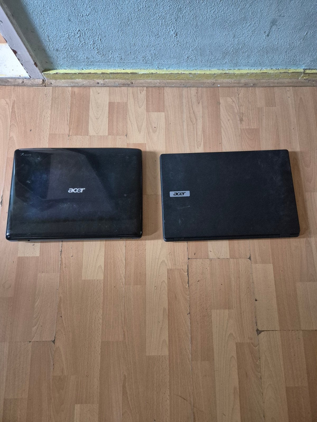 Twee Acer laptops - Ideaal voor onderdelen of reparatie, Ophalen of Verzenden, Niet werkend, Acer