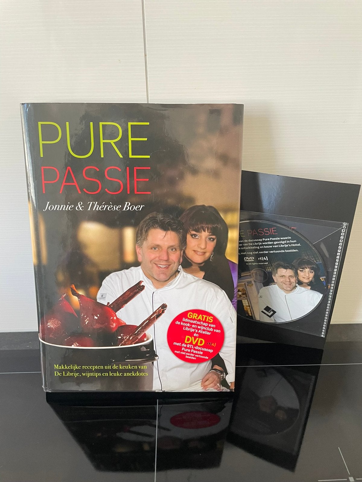 Boek : Pure passie Jonny &Therese Boer, Ophalen of Verzenden, Zo goed als nieuw