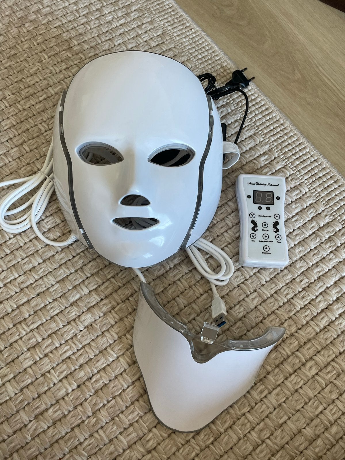 LED Gezichtsmasker - Huidverjonging & Anti-Aging, Gehele gezicht, Ophalen of Verzenden, Zo goed als nieuw, NA