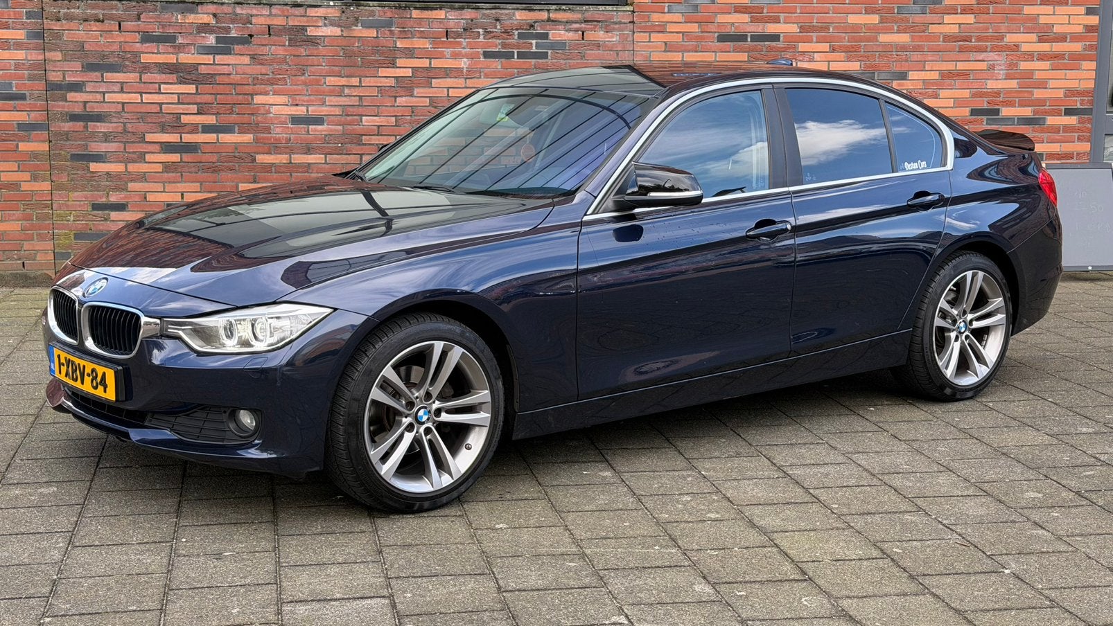 BMW 3-serie 316i Executive /NAP/Automaat/Xenon verl/Navi/PDC, Auto's, BMW, Automaat, Euro 5, Zwart, 4 cilinders