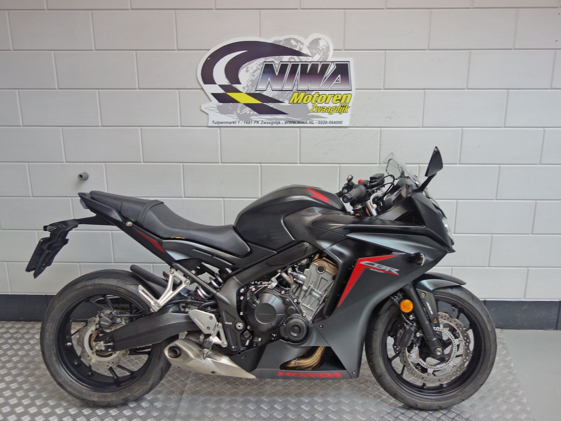 Honda CBR 650F ABS, Motoren, 649 cc, Meer dan 35 kW, ABS, Handgeschakeld