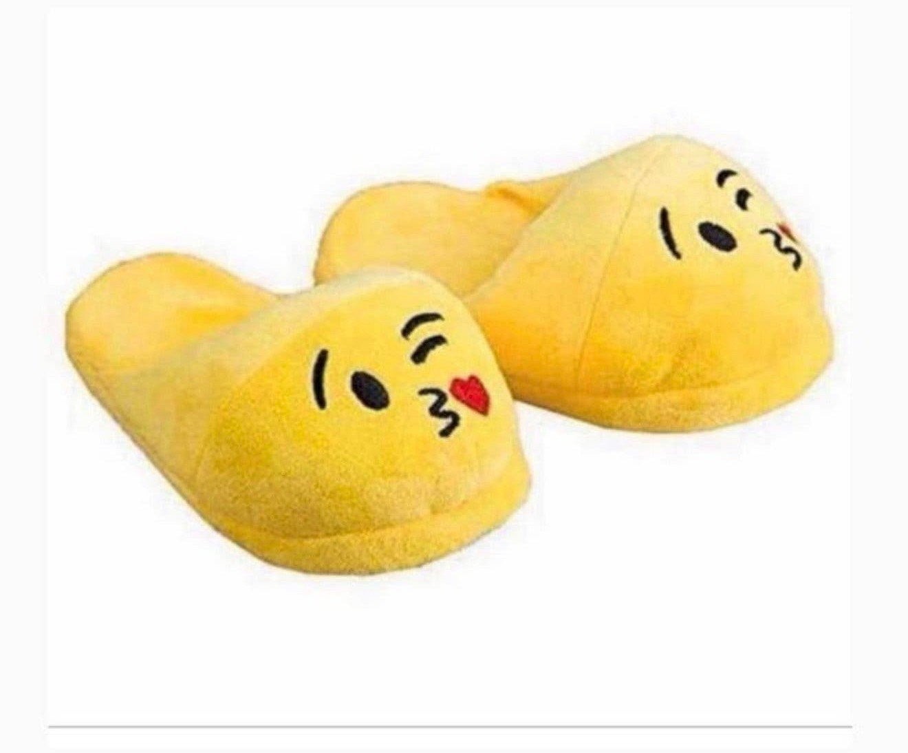Smiley Pantoffels slippers Emoji maat M 38-39-40-41 nieuw, Geel, Nieuw, M, Ophalen of Verzenden