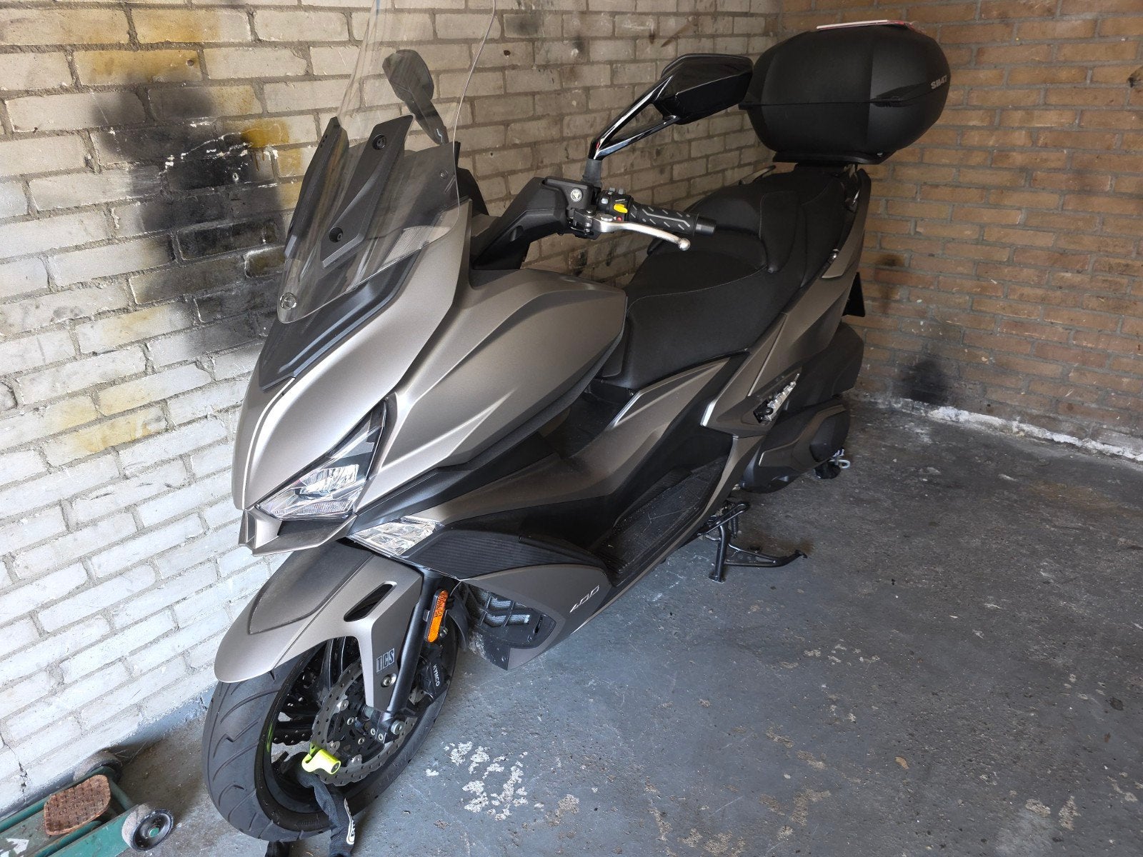 Kymco Xciting 400cc uit 2021 met slechts 550 km, Ophalen, 400 cc, Overige modellen, Nieuw