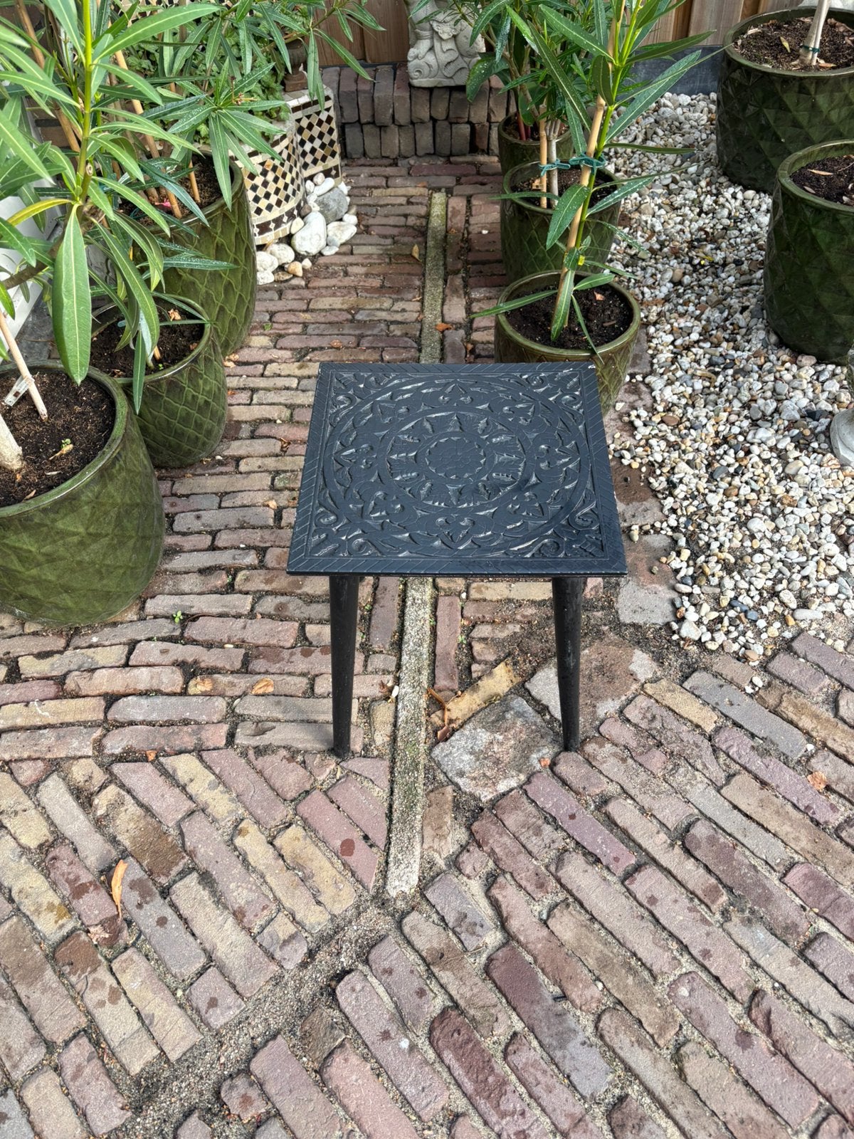 Bijzettafeltje, Tuin en Terras, Ophalen, Zo goed als nieuw