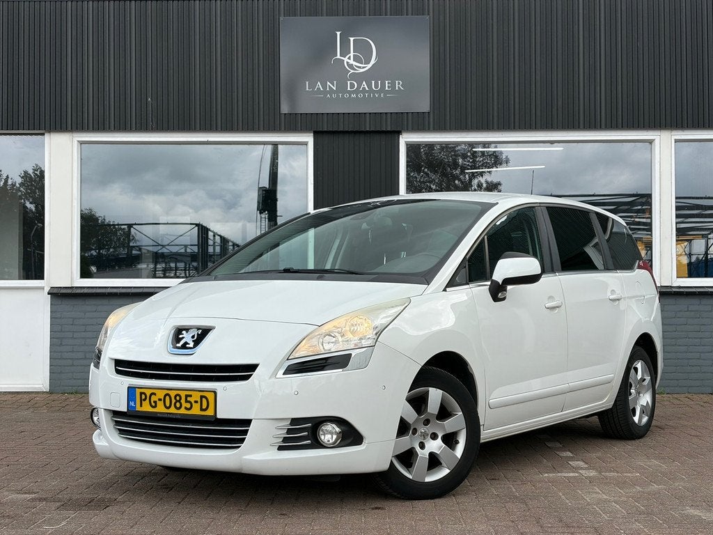 Peugeot 5008 1.6 VTi Active 5p / Nieuwe APK / Trekhaak, Auto's, Voorwielaandrijving, Euro 5, 1380 kg, Gebruikt
