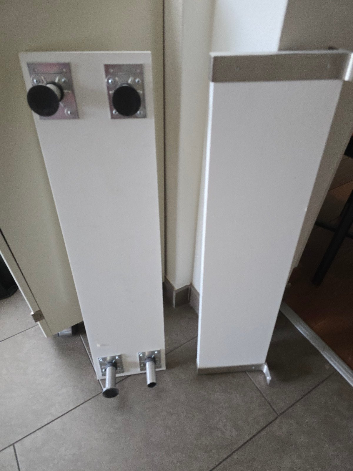 Gratis: twee Ikea planken, Ophalen