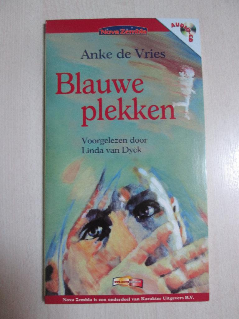 Luisterboek : Blauwe plekken, Anke de Vries, Linda van Dyck, Ophalen of Verzenden, Anke de Vries, Cd