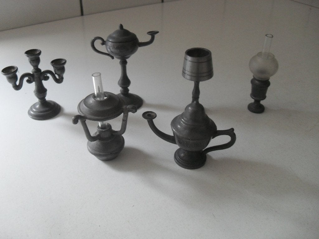 tinnen voorwerpen lampen telefoon / bel / strijkbout enz., Ophalen of Verzenden