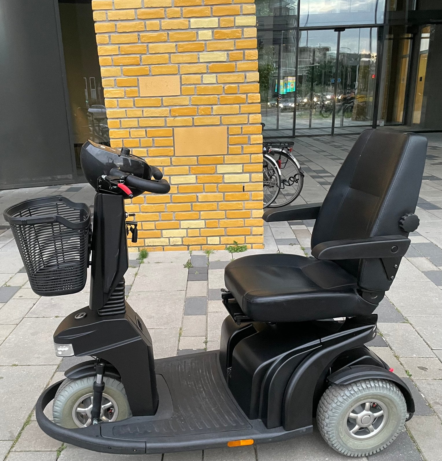 Scootmobiel elite xs 2  bj:2022.  1523. km gereden, Diversen, Ophalen, Zo goed als nieuw, 46 km of meer, 16 km/u of meer