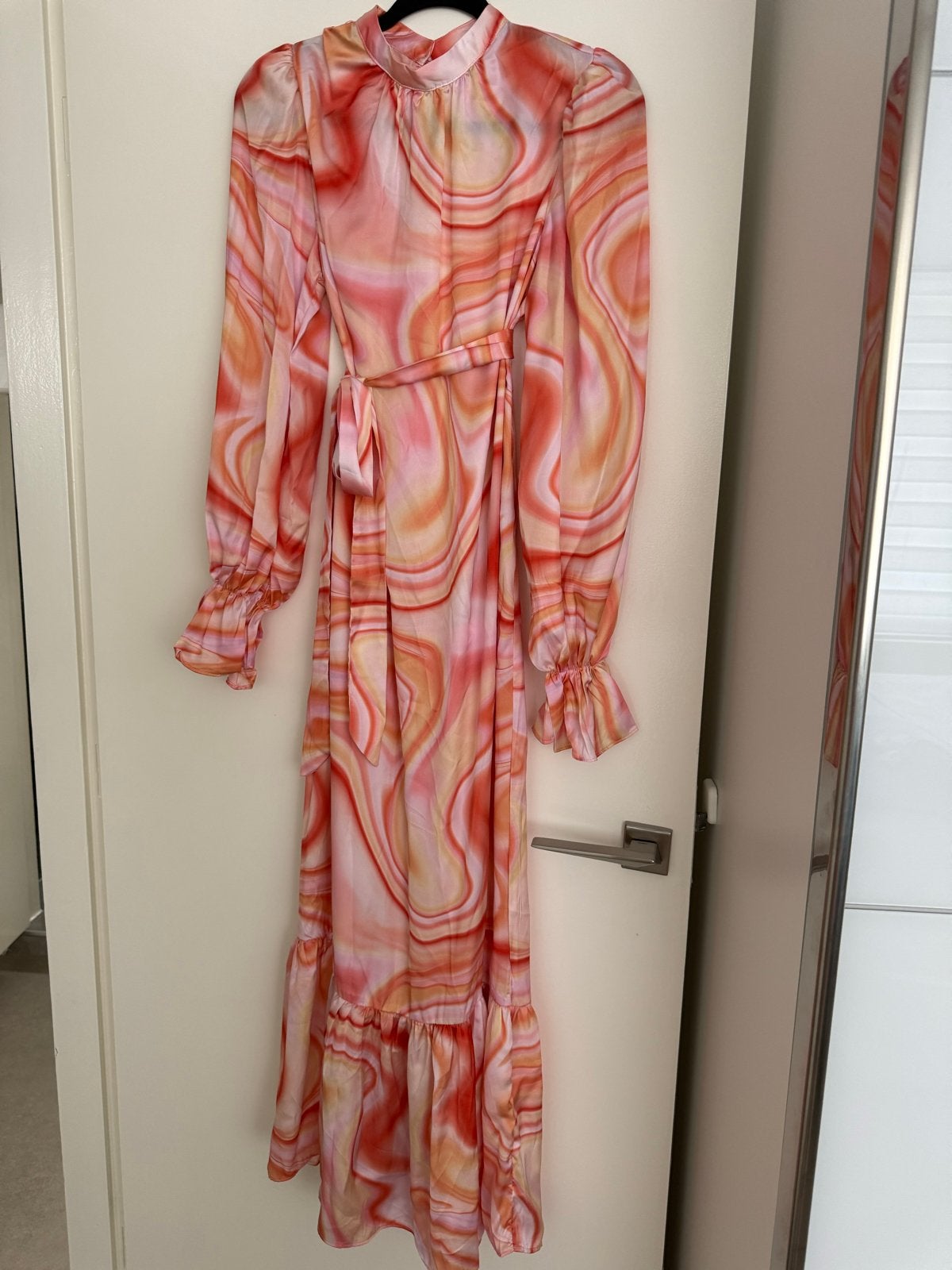 Shein Maxi Jurk met Marmerprint - Maat M, Kleding | Dames, Jurken, Maat 38/40 (M), Meerkleurig, Ophalen of Verzenden, Zo goed als nieuw