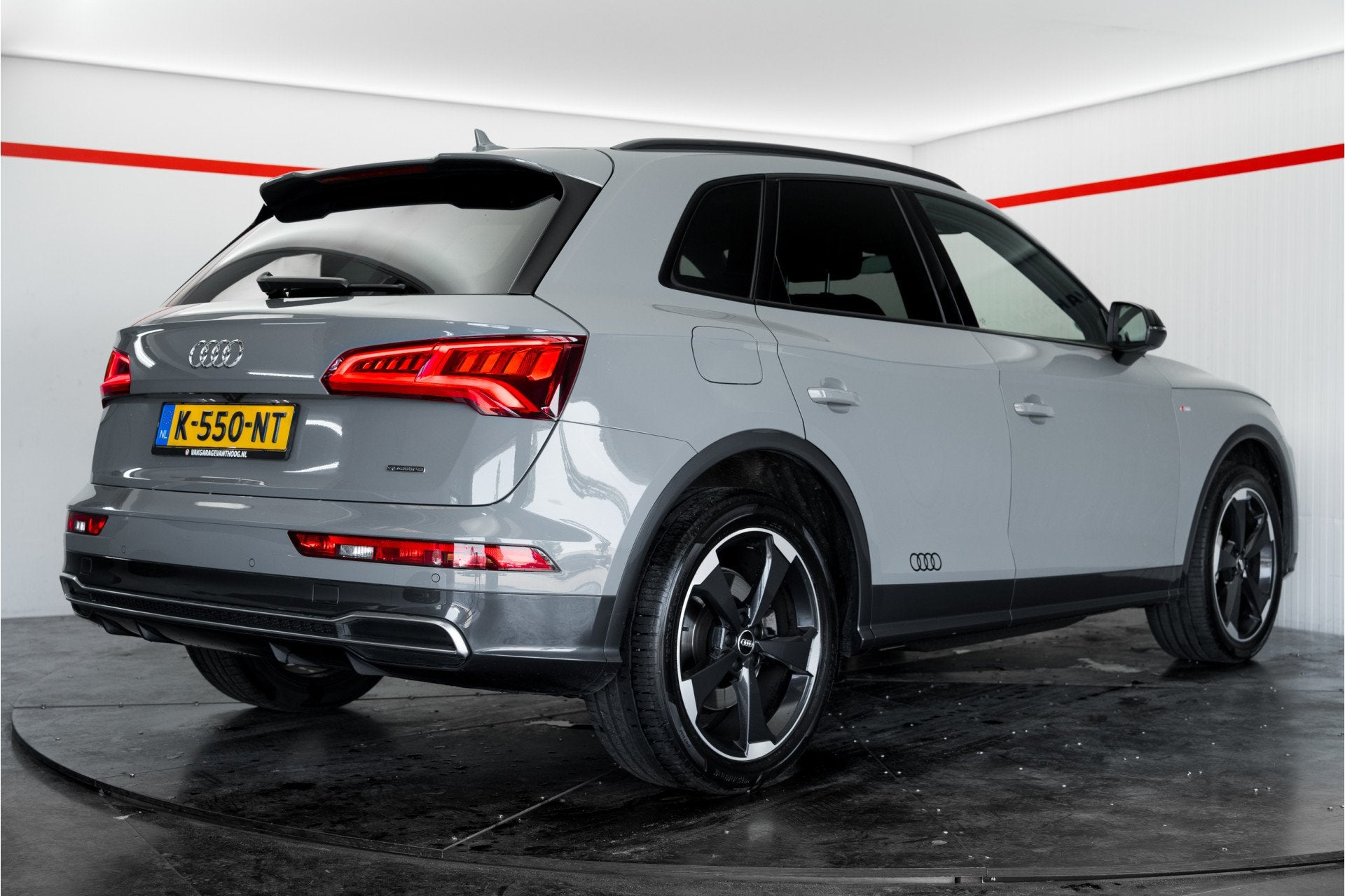Foto 9 van Audi Q5 2.0 TFSI quattro Launch Edition 252 pk 3x S Line, 20