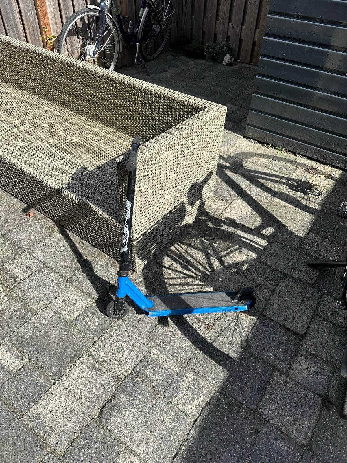 Stuntstep blauw - rechter handvat beschadigd, Fietsen en Brommers, Ophalen of Verzenden, Gebruikt, Gewone step